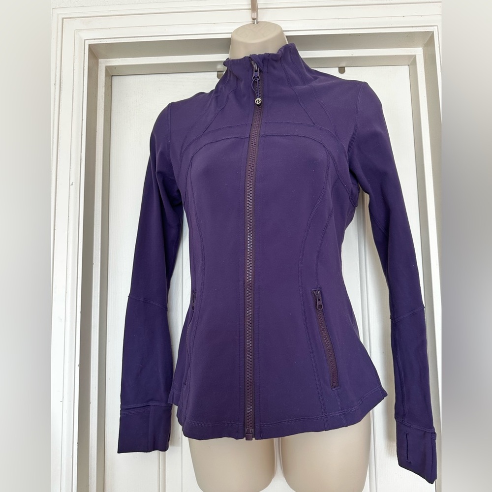 Lululemon Concord Grape Purple Define Jacket Size 6 Luon EUC